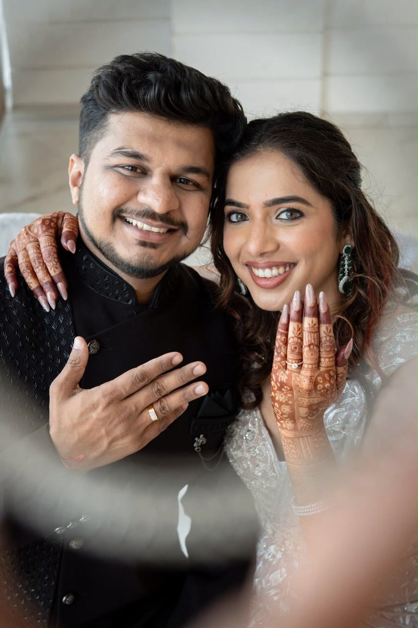 Ravina and Varad smiling together